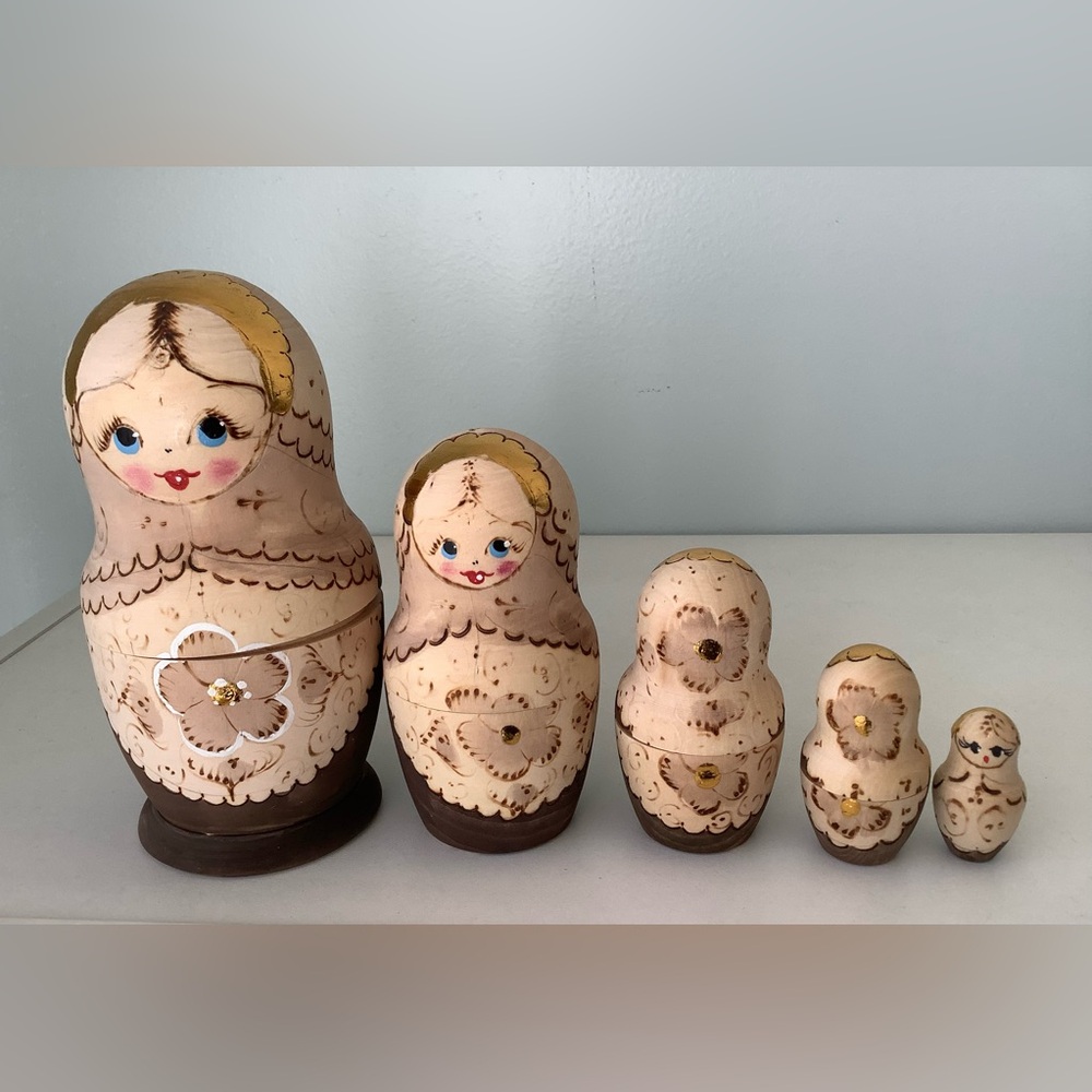 New Matryoshka wood nesting dolls / ornaments (5 pieces ) - Picture 5 of 6
